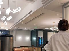 -港丽餐厅(高德置地店)