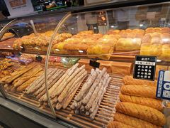 -UH祐禾(武汉武商MALL店)
