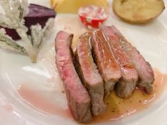 -大中华希尔顿酒店-念自助餐·嗨啤·小龙虾