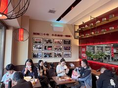 -顺溜·手工刀削面·黑金店(铜锣湾店)