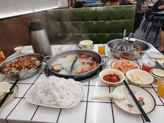 -周良天山牛杂城(天山路总店)