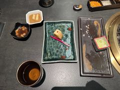 -铭牛烧肉·和牛海鲜自助(高新月牙湖店)
