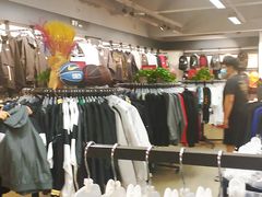 -法雅体育工厂店(皂君庙路店)