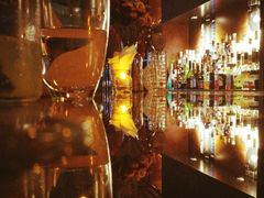 -Whisper Bar 