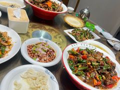 -鲁南仔·滕州炒鸡(经三路店)