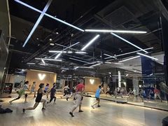 -威克健身游泳(万菱汇店)