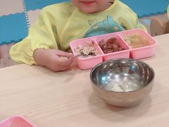 -黄浦乐烁龙鱼宝贝托育园(海潮路校区)