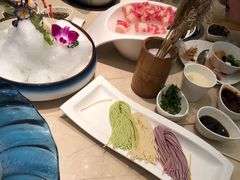 -海上明月海鲜火锅 鲜切牛肉