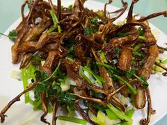-超越海鲜屋(飞龙物业店)