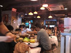 -鲜入围煮花胶鸡海鲜火锅