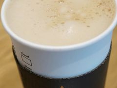 燕麦奶拿铁-星巴克臻选(外滩中心店)