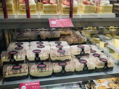 面包甜点陈列柜-味多美(江桥万达店)