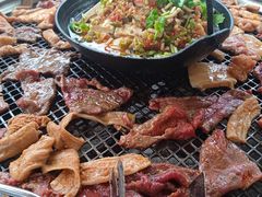 -小辣椒汤锅烧烤(温泉南街店)