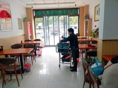 大堂-薛家老店薛昌利大米凉皮(八府庄店)