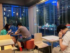 露天位-麦当劳(百利广场店)