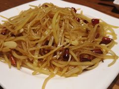 -峨嵋小镇·川菜(正定朗华店)