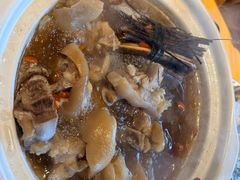 -头上红煨盐鸡·非遗院子餐厅