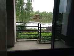 -上海怡沁园度假酒店