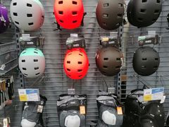 -迪卡侬(南二环店)