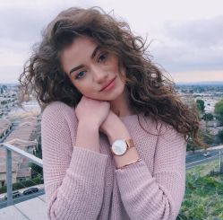 -茶发Salon·烫发染发理发