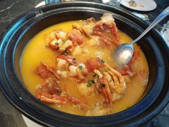 -荣誉海鲜酒楼(海湾店)