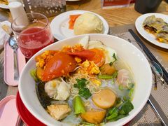 -华邑酒店·鲜艳全日自助餐厅