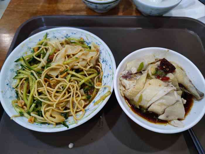 天下粮仓(花漾城店)-"花漾城里的中华面点王连名字都高大上了起来.