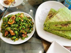 苜蓿饼带辣子-令氏家外家周秦食府(高新店)