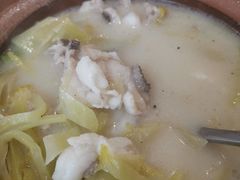 -品香菜馆(旗峰路中侨大厦店)