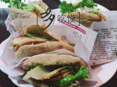 -一叶一世界•素食餐厅(环球中心店)