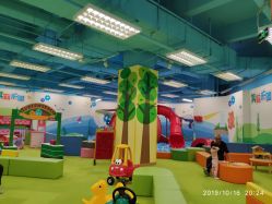 -莫莉幻想儿童乐园(武汉保利广场店)