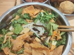 -柳州肥姨妈大骨螺蛳粉(老闵行店)