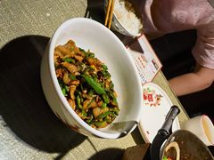 -老湖南民间菜·牛肉十八炒(花都店)