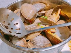 一桶蚬子-渔娘渔家丹东海鲜(东直门店)