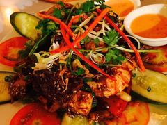 -Lanterns Vietnamese Restaurant