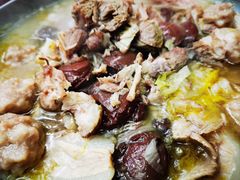 -一口猪海鲜浑锅·东北家常菜