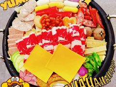 -豚妈妈汤饭·部队锅(南京东路店)