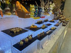 -川骄海鲜自助(王府井奥莱UP TOWN店原世界之花店)