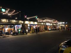 -席娜卡琳火车铁道夜市