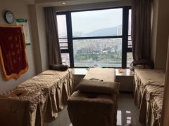 -张钰强中医正骨推拿连锁(华发商都店)