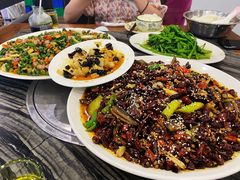 -江湖黑大兔(杨家坪店)