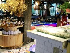 自助取餐区-海吃海喝海鲜烤肉餐厅