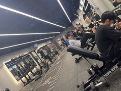 -TMG潮流健身(奥体莲荷里店)