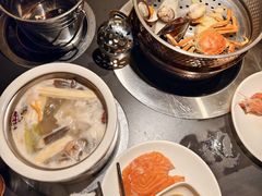 -钱小奴海鲜自助黑金店(杭州滨江龙湖店)