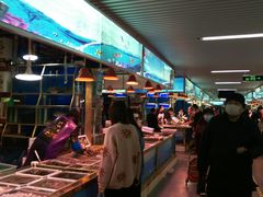 -锦绣大地生鲜食品厅(巨山路店)