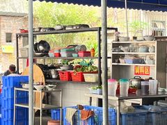 -章记正宗南岗鱼蛋火锅