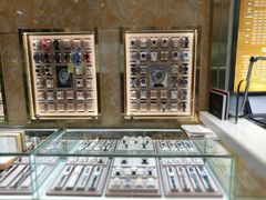 -亨得利名表服务中心(上海湾店)