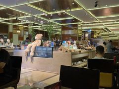 -大中华希尔顿酒店-念自助餐·嗨啤·小龙虾