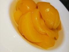 蜜汁黄桃-昌盛德徐州老菜馆