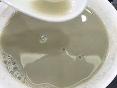 -聚德华天护国寺小吃(甜水园店)
